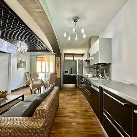 Boutique, Blloku Casa Vacanze *