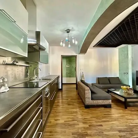 Boutique, Blloku Casa Vacanze Apartment Tirana